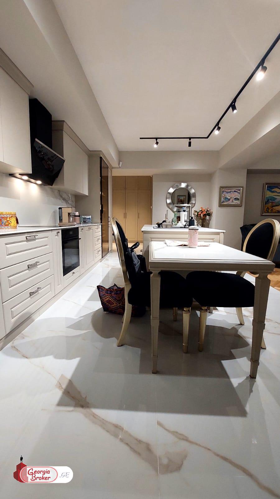 nearly repaired 2-room apartment for sale